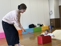親子でふれあい遊び2